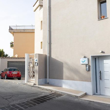 Perla Sul Mare Apartments Джардини Наксос Екстериор снимка