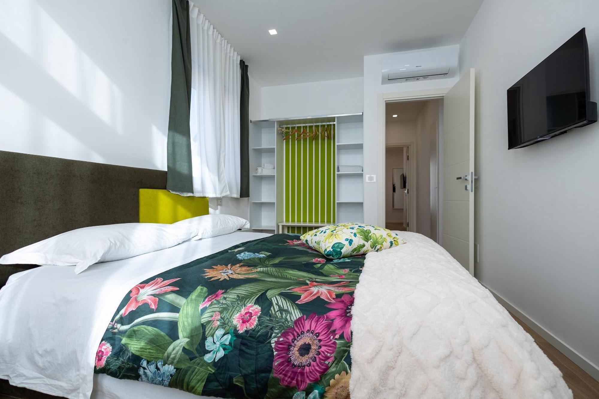 Perla Sul Mare Apartments Джардини Наксос Екстериор снимка